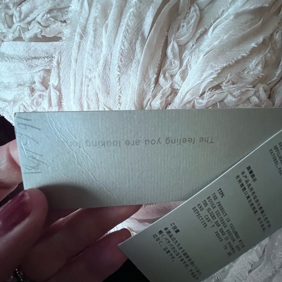 NWT S. Deer Textured Elegant Bell sleeve Blouse Size XL Excellent Condition - Picture 9 of 12